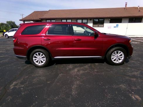 Used 2020 Dodge Durango SXT image 2
