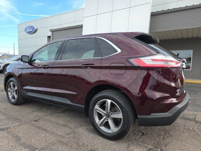 Certified 2023 Ford Edge SEL w/ Convenience Package AWD/4WD image 3