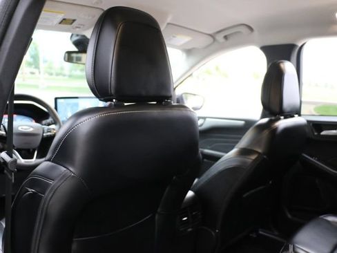 Used 2023 Ford Escape Platinum AWD/4WD image 15