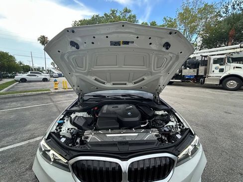 Used 2025 BMW 330i Sedan RWD image 27