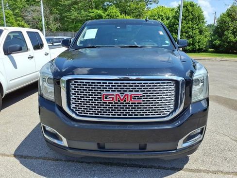 Used 2017 GMC Yukon Denali w/ Open Road Package AWD/4WD image 2