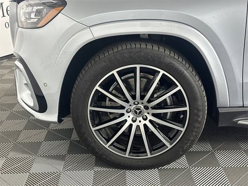 Certified 2025 Mercedes-Benz GLS 450 4MATIC image 12