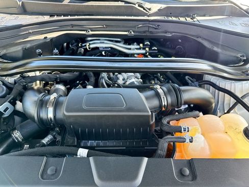 Used 2023 Lincoln Aviator 2WD image 32