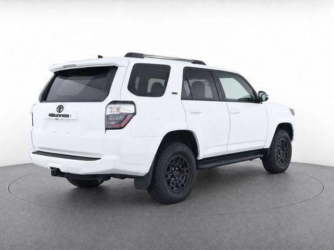 Used 2021 Toyota 4Runner SR5 Premium w/ Moonroof Package AWD/4WD image 6