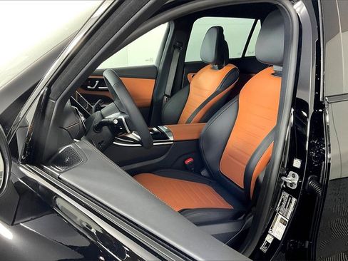 New 2026 Mercedes-Benz GLC 300 4MATIC image 9