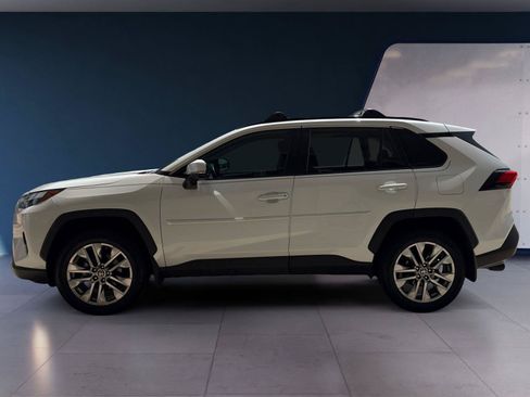 Used 2024 Toyota RAV4 XLE Premium FWD image 2