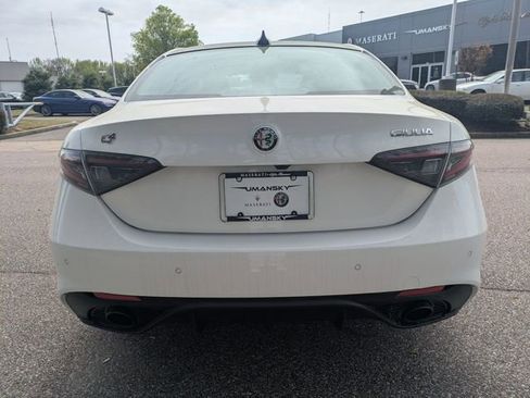 New 2025 Alfa Romeo Giulia AWD image 4