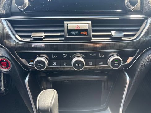 Used 2022 Honda Accord Sport image 18