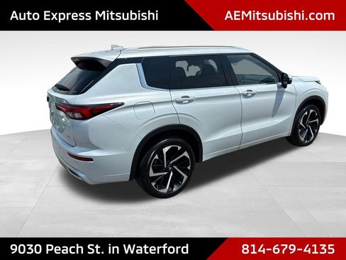 Used 2024 Mitsubishi Outlander SEL AWD/4WD image 6