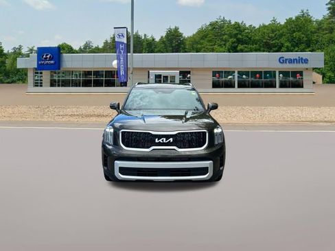 Used 2024 Kia Telluride EX AWD/4WD image 4