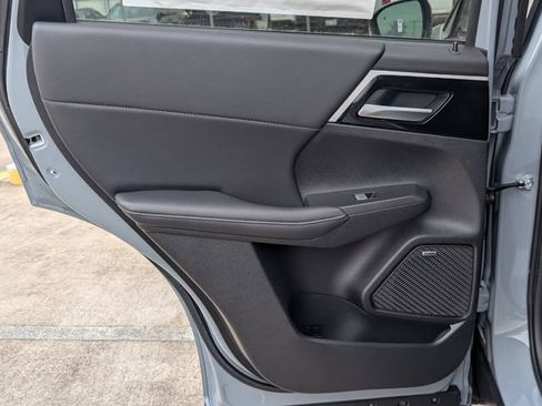 New 2026 Mitsubishi Outlander Trail Edition image 23