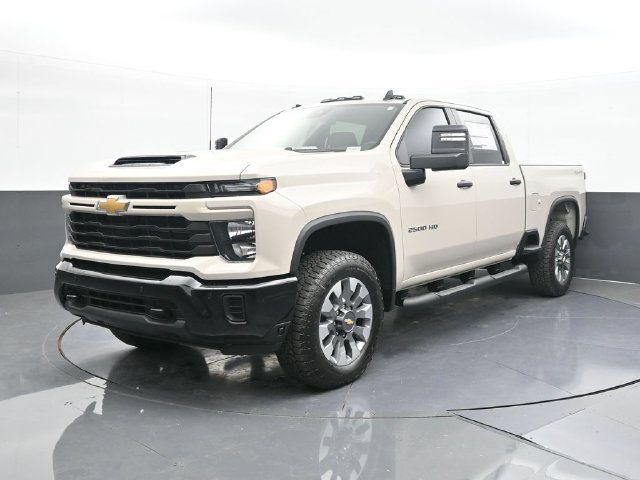 New 2026 Chevrolet Silverado 2500 Custom w/ Custom Value Package AWD/4WD image 4