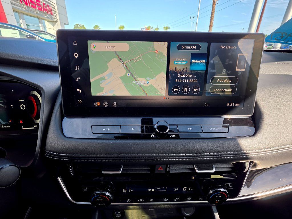 Used 2024 Nissan Rogue SL FWD image 21