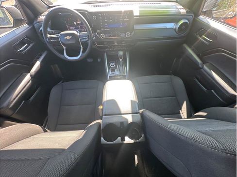 Used 2023 Chevrolet Colorado LT w/ LT Convenience Package AWD/4WD image 19