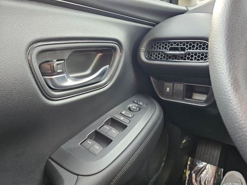 New 2026 Honda HR-V LX image 30
