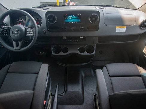 Used 2024 Mercedes-Benz Sprinter 144 Cargo image 28