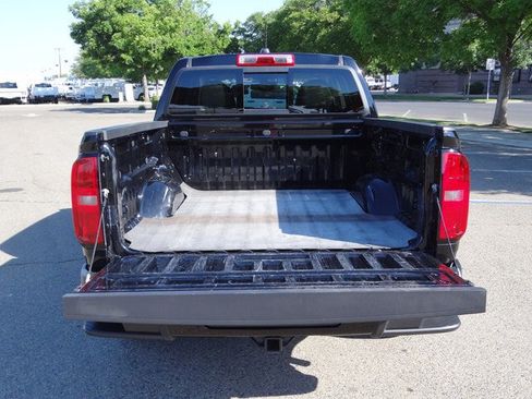 Used 2016 Chevrolet Colorado LT w/ LT Convenience Package RWD image 26