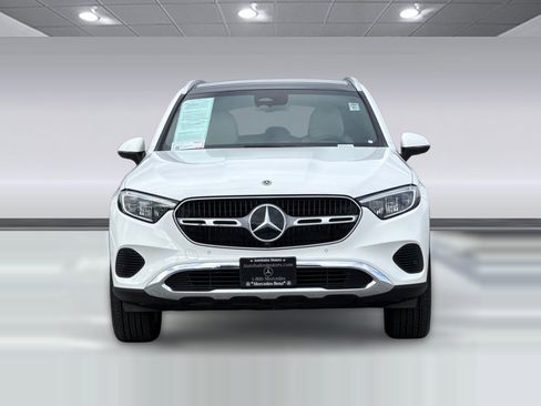 Certified 2025 Mercedes-Benz GLC 300 4MATIC image 5