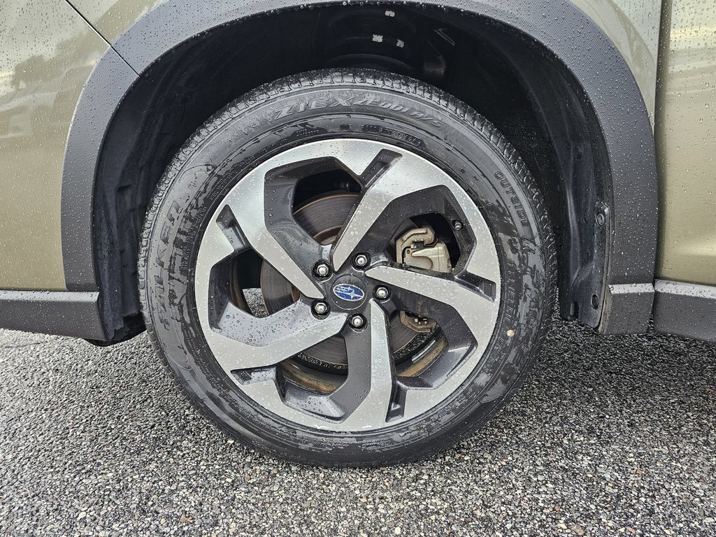 Used 2023 Subaru Forester Touring AWD/4WD image 30