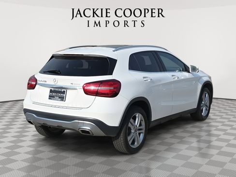 Used 2019 Mercedes-Benz GLA 250 4MATIC image 5