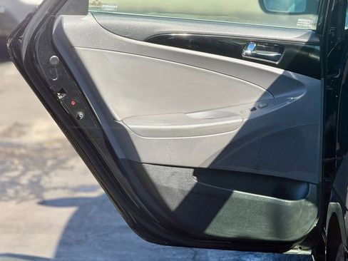 Used 2013 Hyundai Sonata Limited image 8