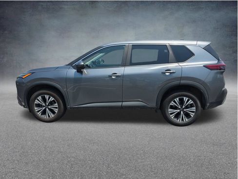 Used 2023 Nissan Rogue SV FWD image 12