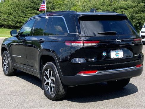 Certified 2024 Jeep Grand Cherokee Limited AWD/4WD image 9