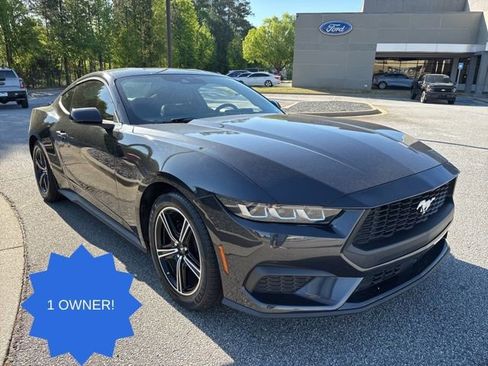 Certified 2024 Ford Mustang Coupe image 2