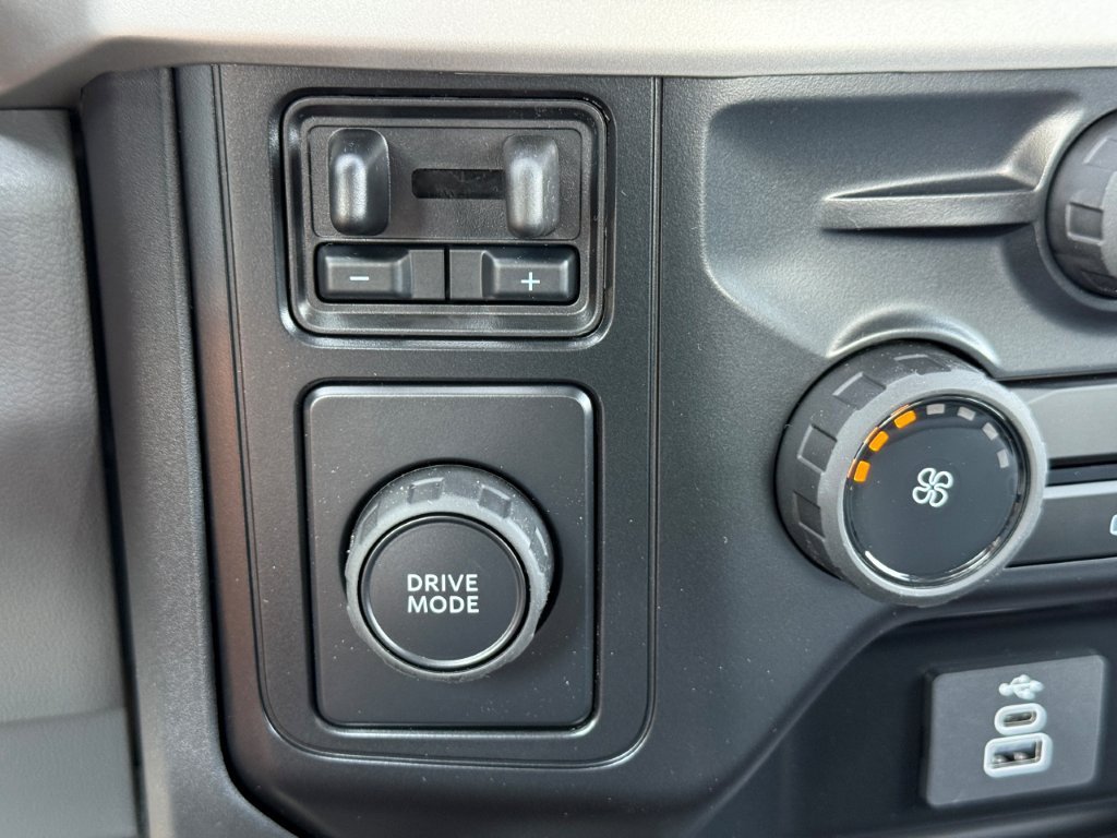 New 2027 Ford F350 XL RWD image 24