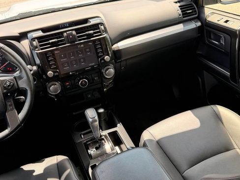 Used 2023 Toyota 4Runner TRD Off-Road Premium AWD/4WD image 31