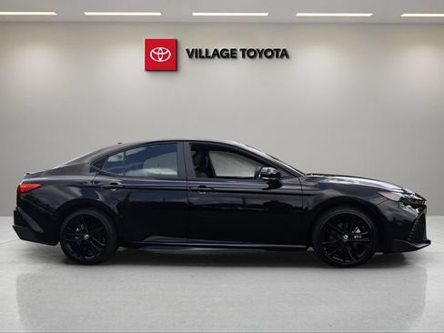 Certified 2026 Toyota Camry SE FWD image 6