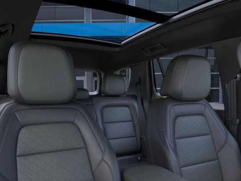 New 2026 Chevrolet Equinox LT w/ Convenience Package II image 25