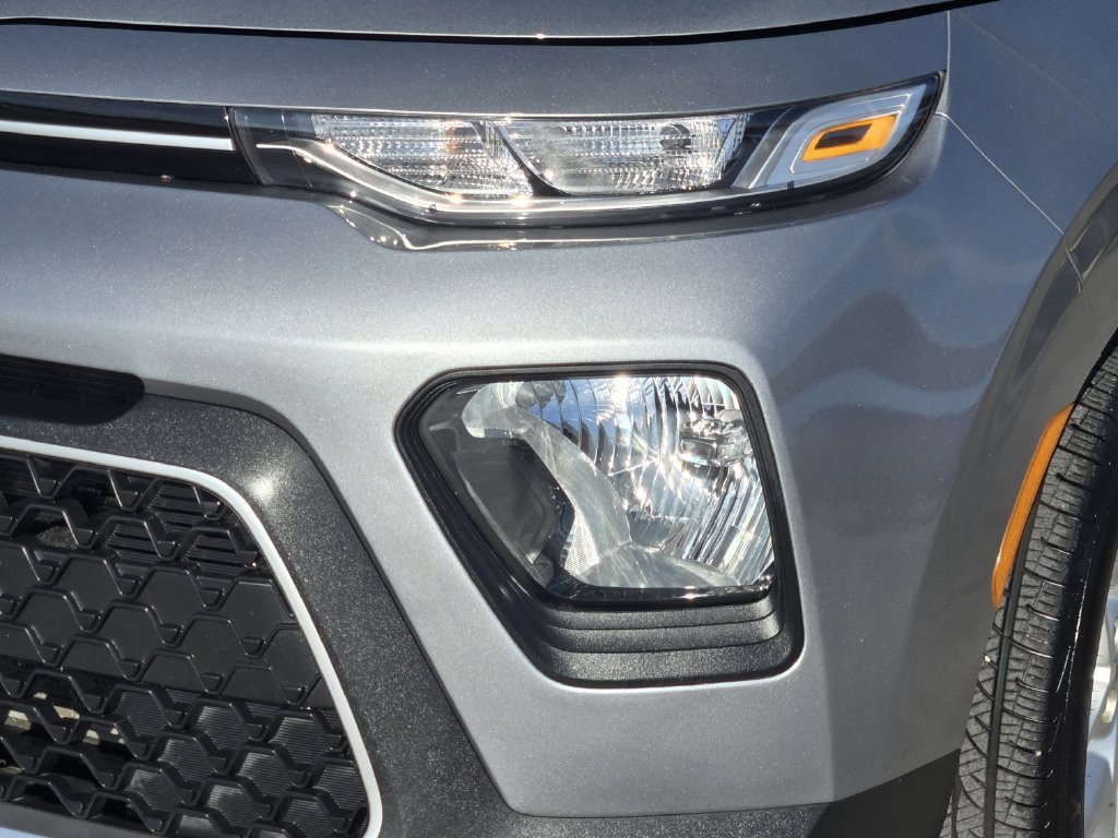 Used 2022 Kia Soul LX w/ Technology Package FWD image 10