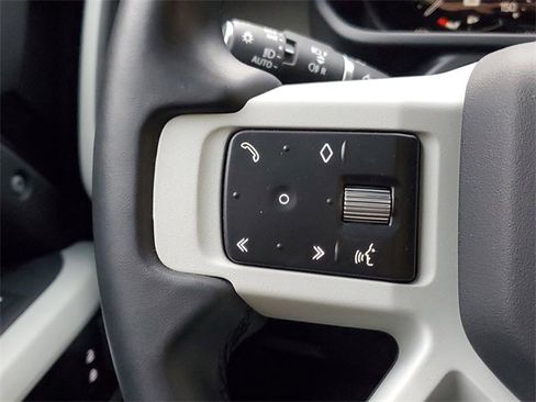 Certified 2023 Land Rover Defender 130 SE image 25