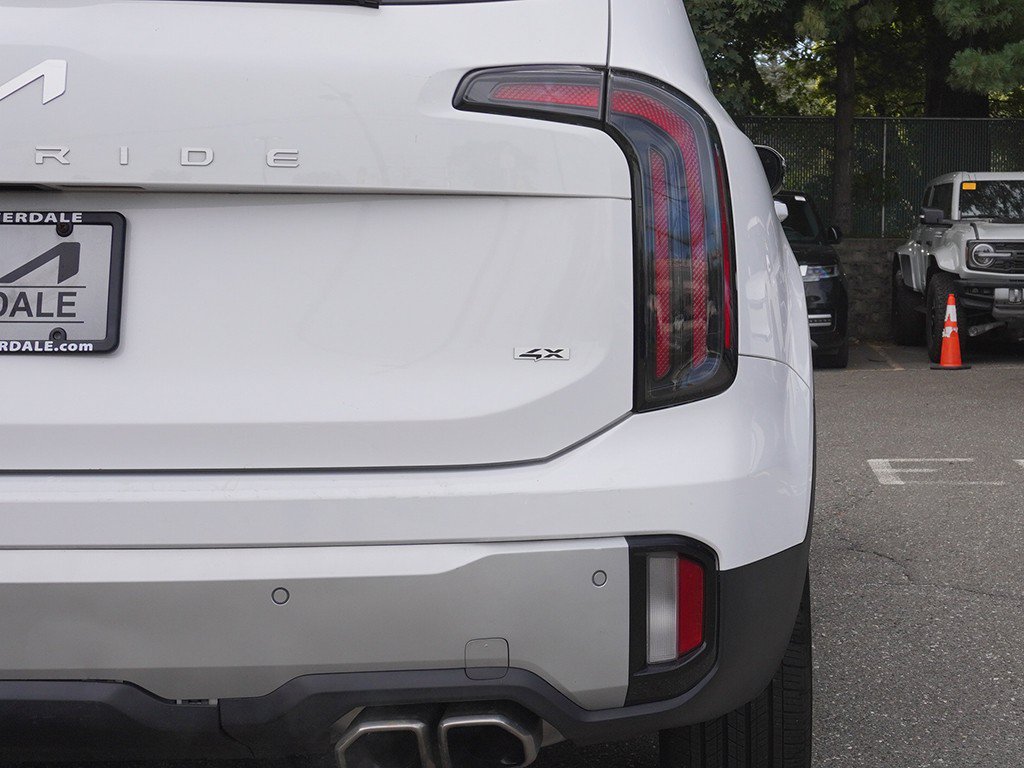 Used 2024 Kia Telluride SX Prestige AWD/4WD image 22