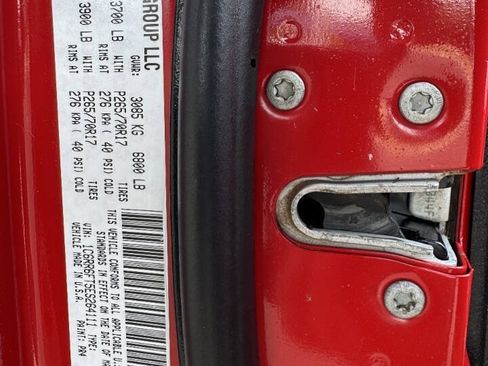 Used 2014 RAM 1500 Tradesman RWD image 28