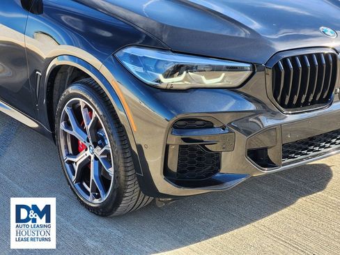 Used 2022 BMW X5 sDrive40i w/ M Sport Package image 11