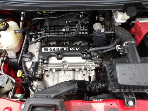 Used 2014 Chevrolet Spark LT FWD image 23