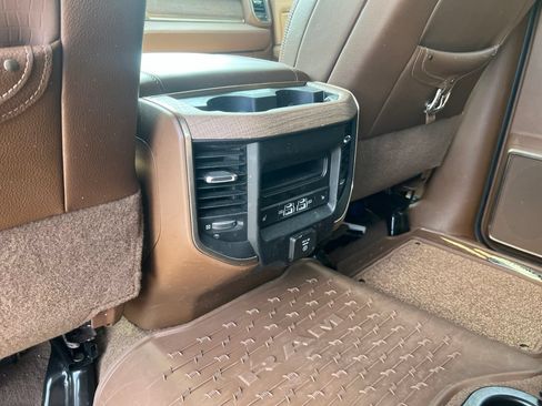 Used 2022 RAM 2500 Limited AWD/4WD image 19