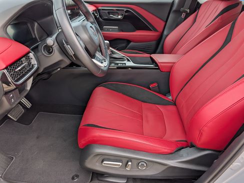 Certified 2025 Acura ADX A-Spec image 9