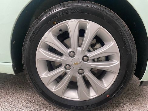 Used 2017 Chevrolet Spark LT image 25