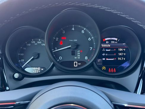 Certified 2026 Porsche Macan AWD/4WD image 15