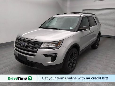 Used 2019 Ford Explorer XLT w/ Equipment Group 202A AWD/4WD image 1