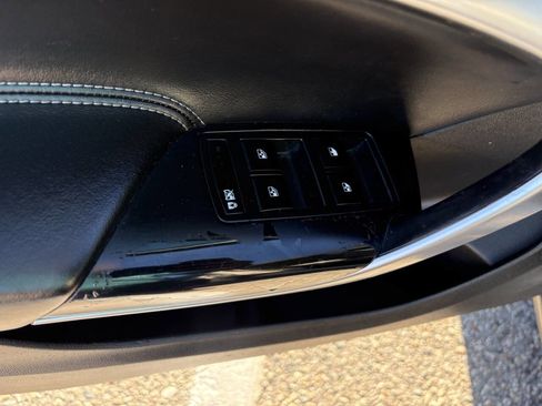 Used 2013 Buick Regal Premium image 25