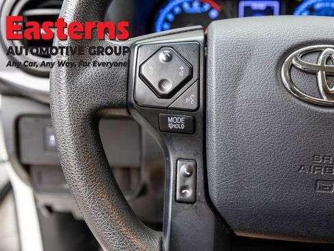 Used 2020 Toyota Tacoma SR RWD image 15