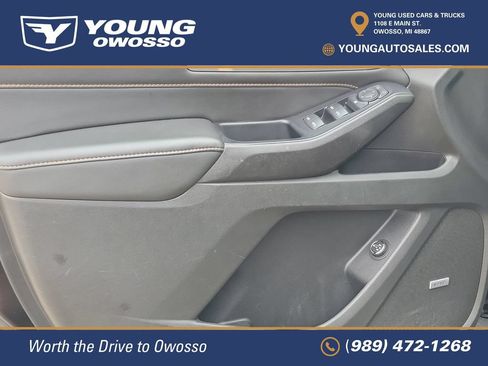 Used 2020 Chevrolet Traverse LT w/ LT Premium Package AWD/4WD image 24