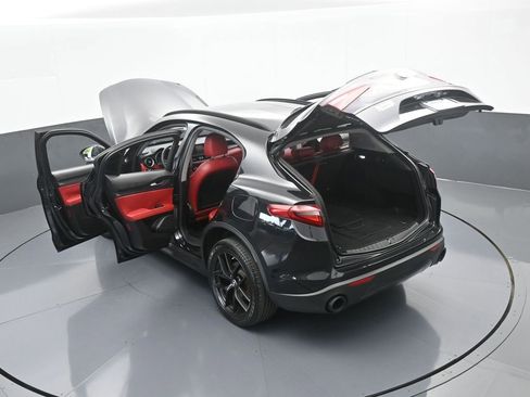 Used 2019 Alfa Romeo Stelvio w/ Nero Edizione image 66