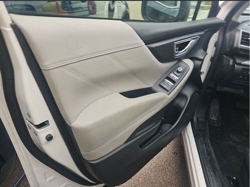 Used 2020 Subaru Forester Limited image 28