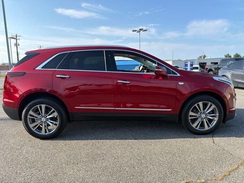 Used 2026 Cadillac XT5 Premium Luxury w/ Driver Assist Package FWD image 2