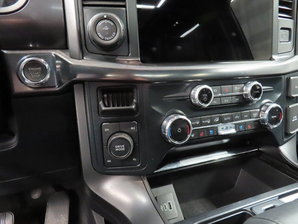 Used 2025 Ford F150 Lariat AWD/4WD image 59